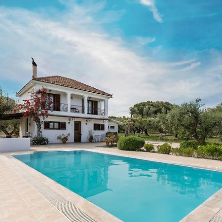 Villa Lola - 3 Bedrooms & Private Pool Lithakia  المظهر الخارجي الصورة