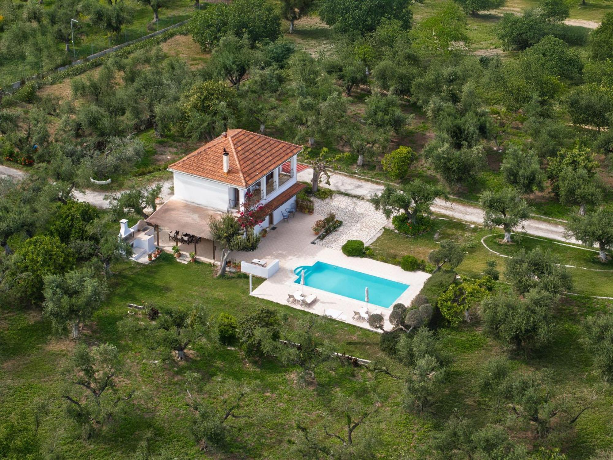 Villa Lola - 3 Bedrooms & Private Pool Lithakia  المظهر الخارجي الصورة