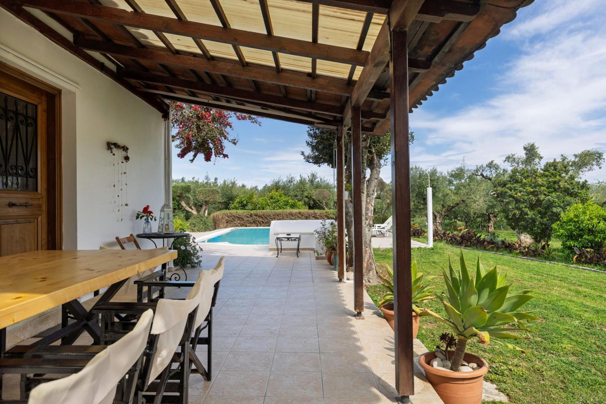 Villa Lola - 3 Bedrooms & Private Pool Lithakia  المظهر الخارجي الصورة