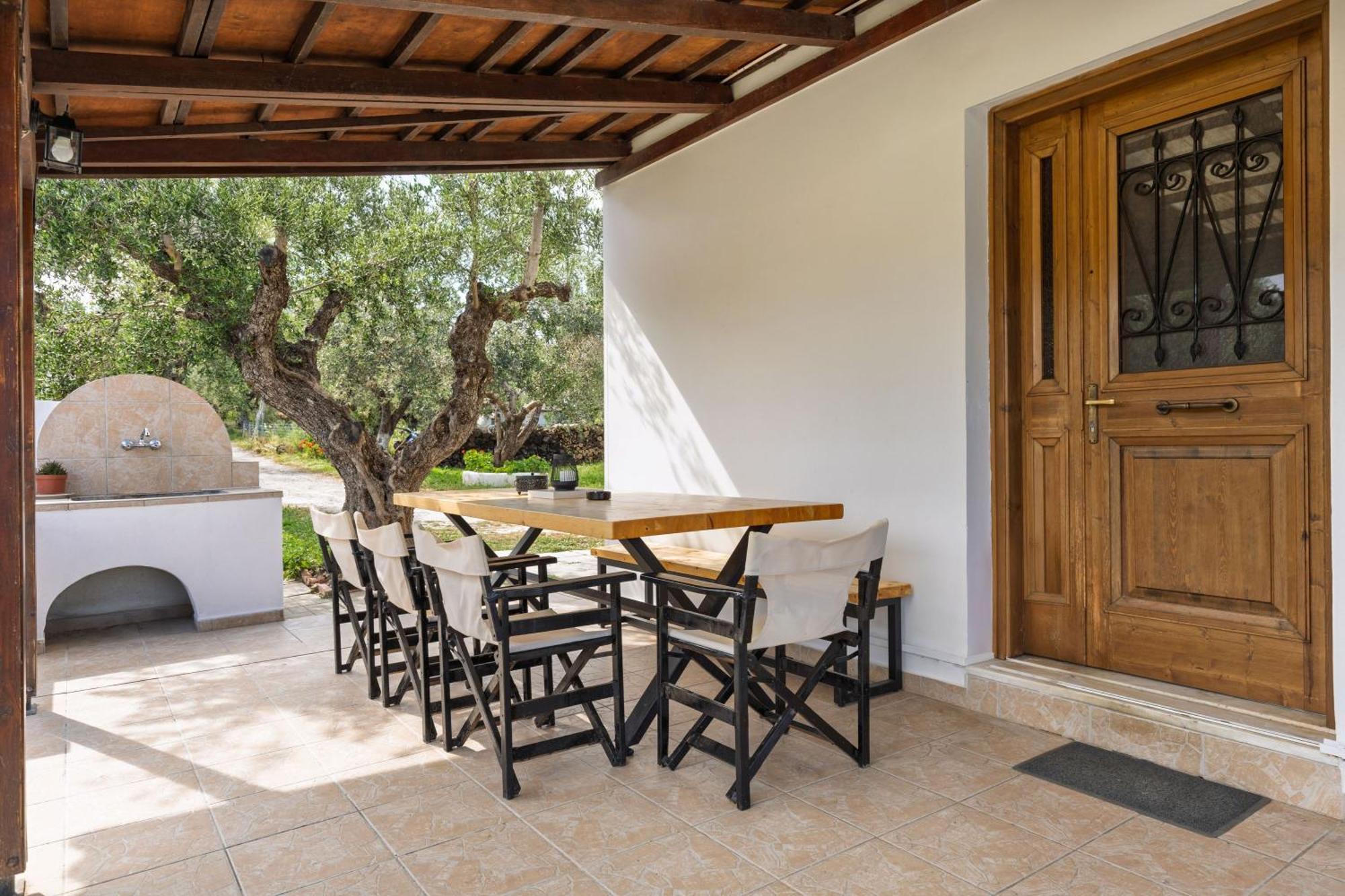 Villa Lola - 3 Bedrooms & Private Pool Lithakia  المظهر الخارجي الصورة